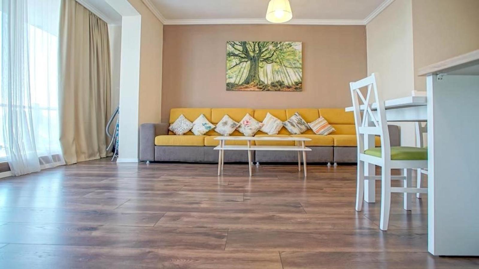 Central Maximus Apartment Braşov Exteriör bild