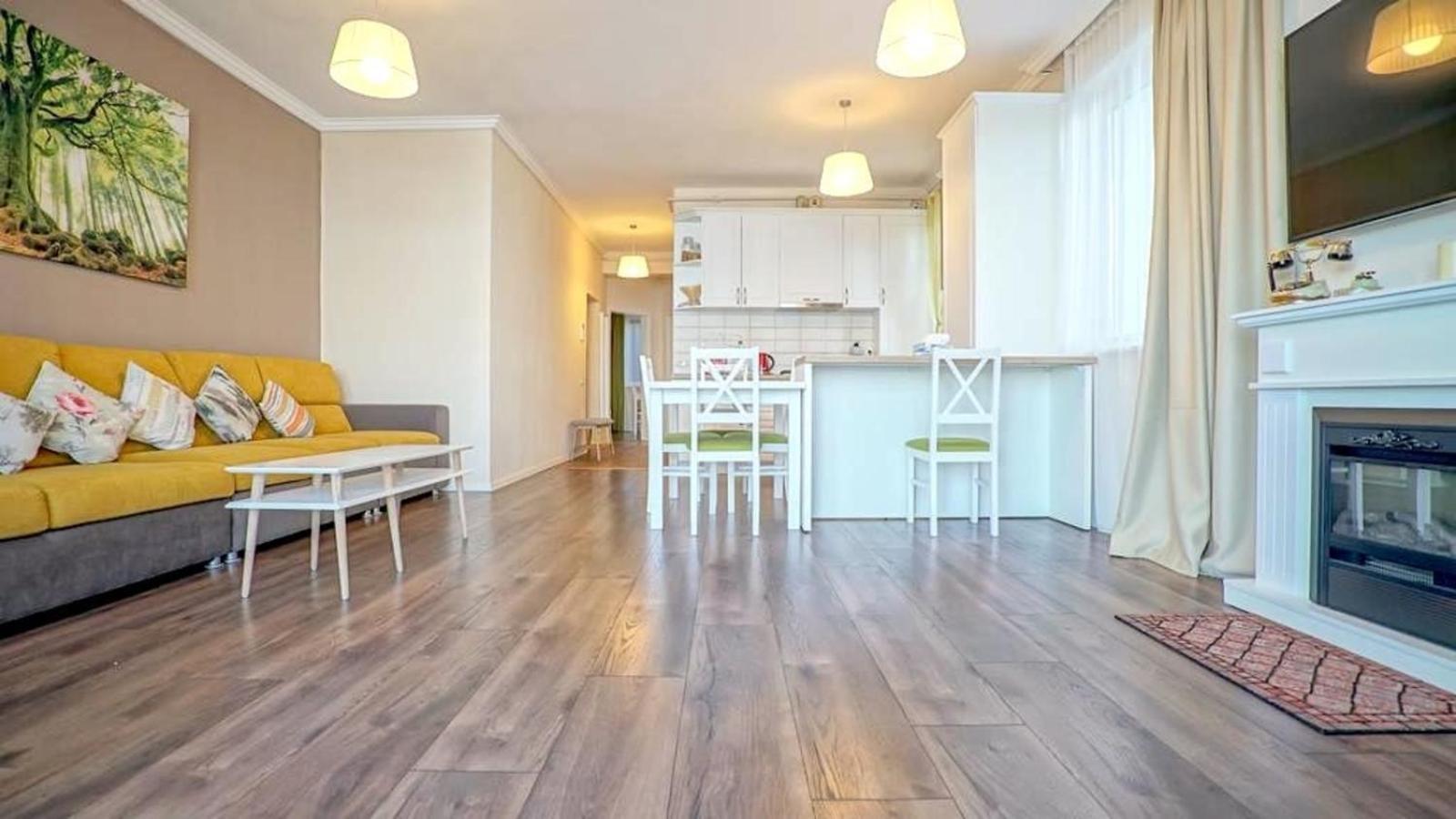 Central Maximus Apartment Braşov Exteriör bild