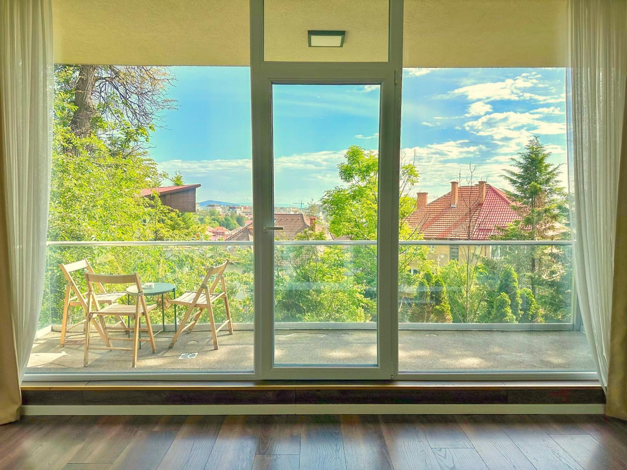 Central Maximus Apartment Braşov Exteriör bild